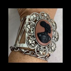 Silver and Black Cameo Bracelet
